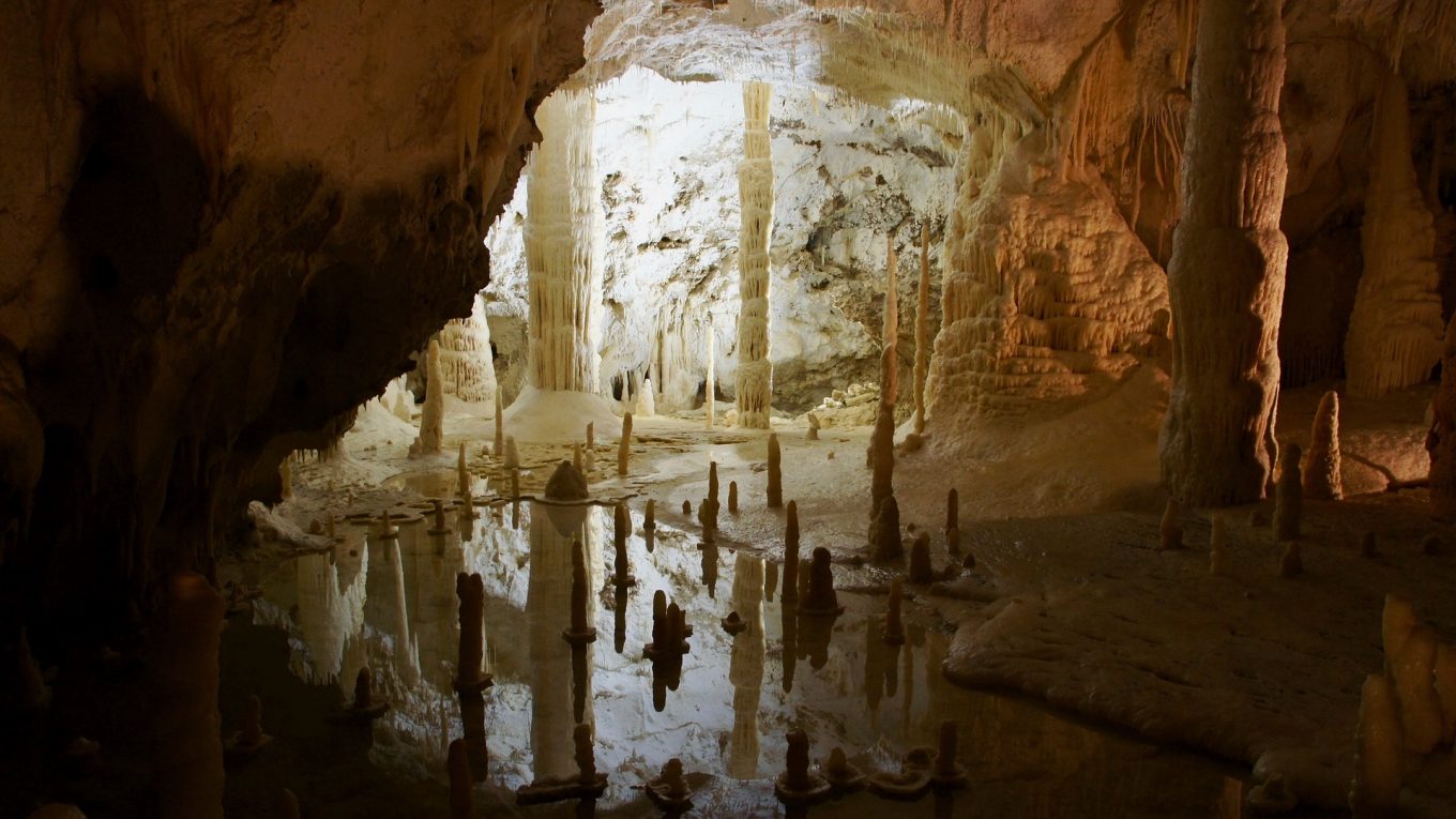 grotte-frasassi