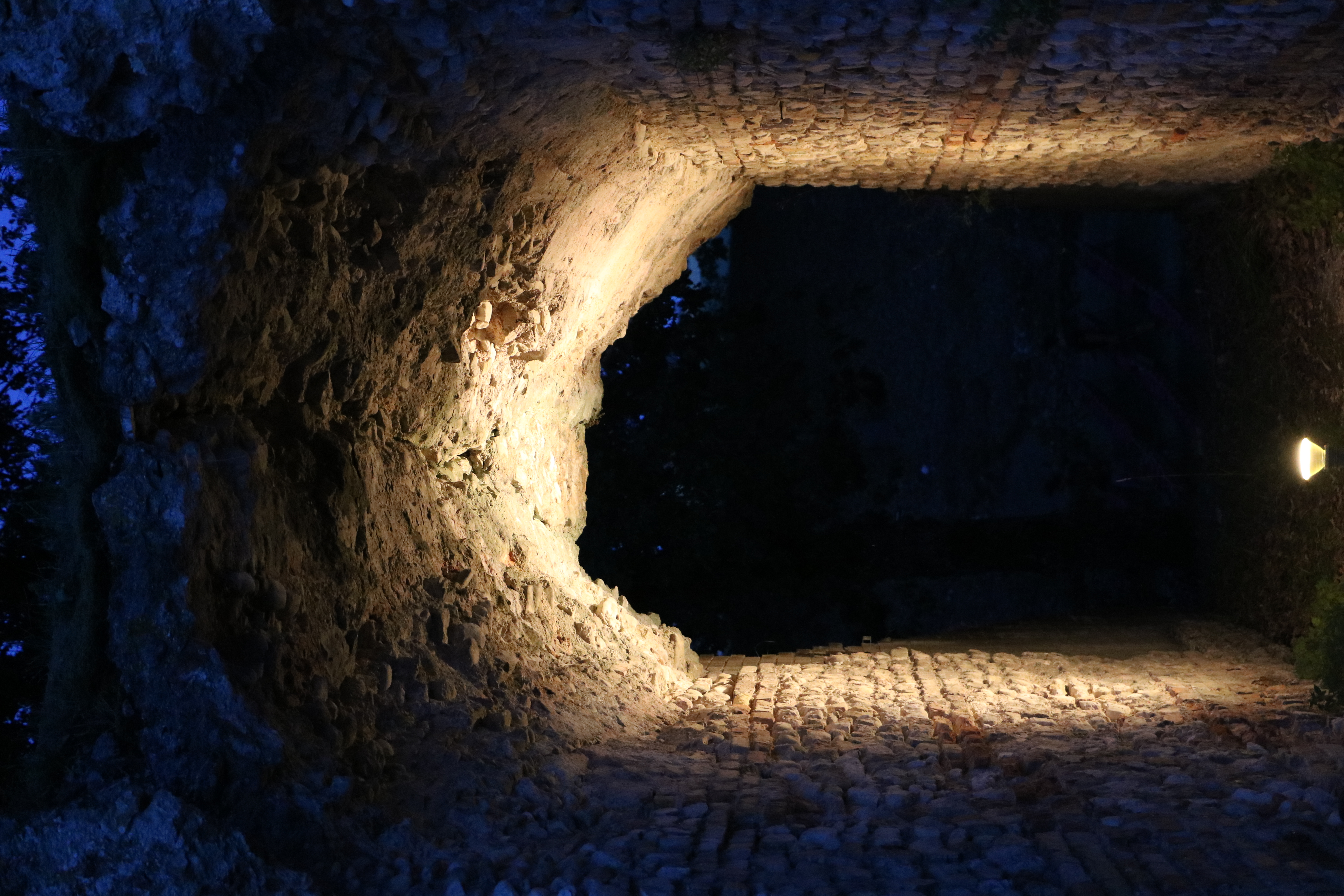 Anfiteatro romano di Urbisaglia