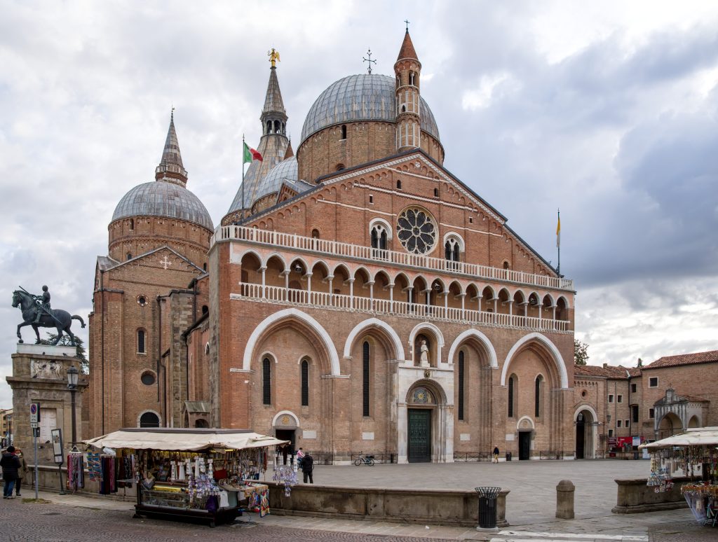 Facciata della Basilica di Sant'Antonio a Padova