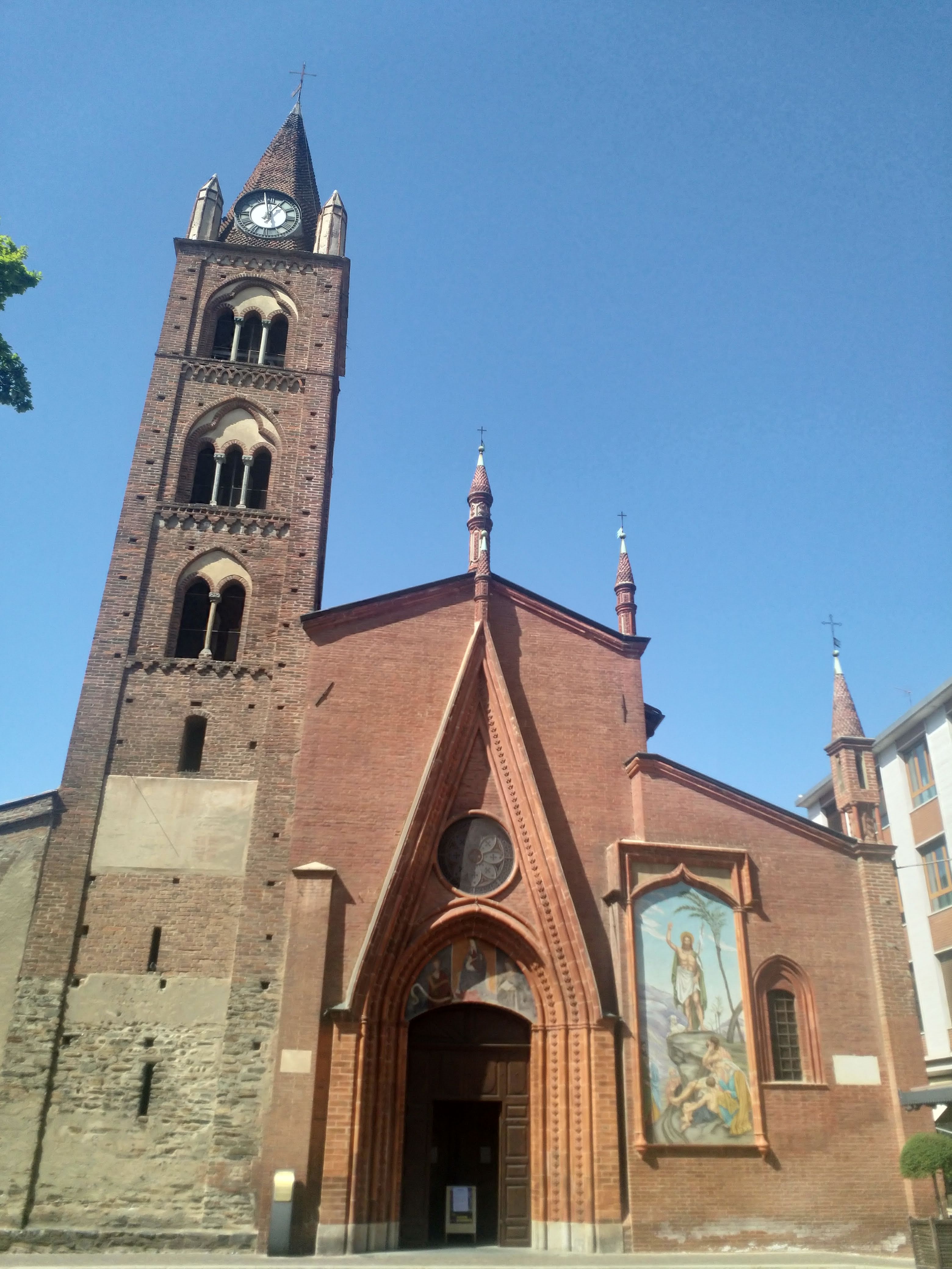 Facciata della chiesa di San Giovanni Battista a Cirié
