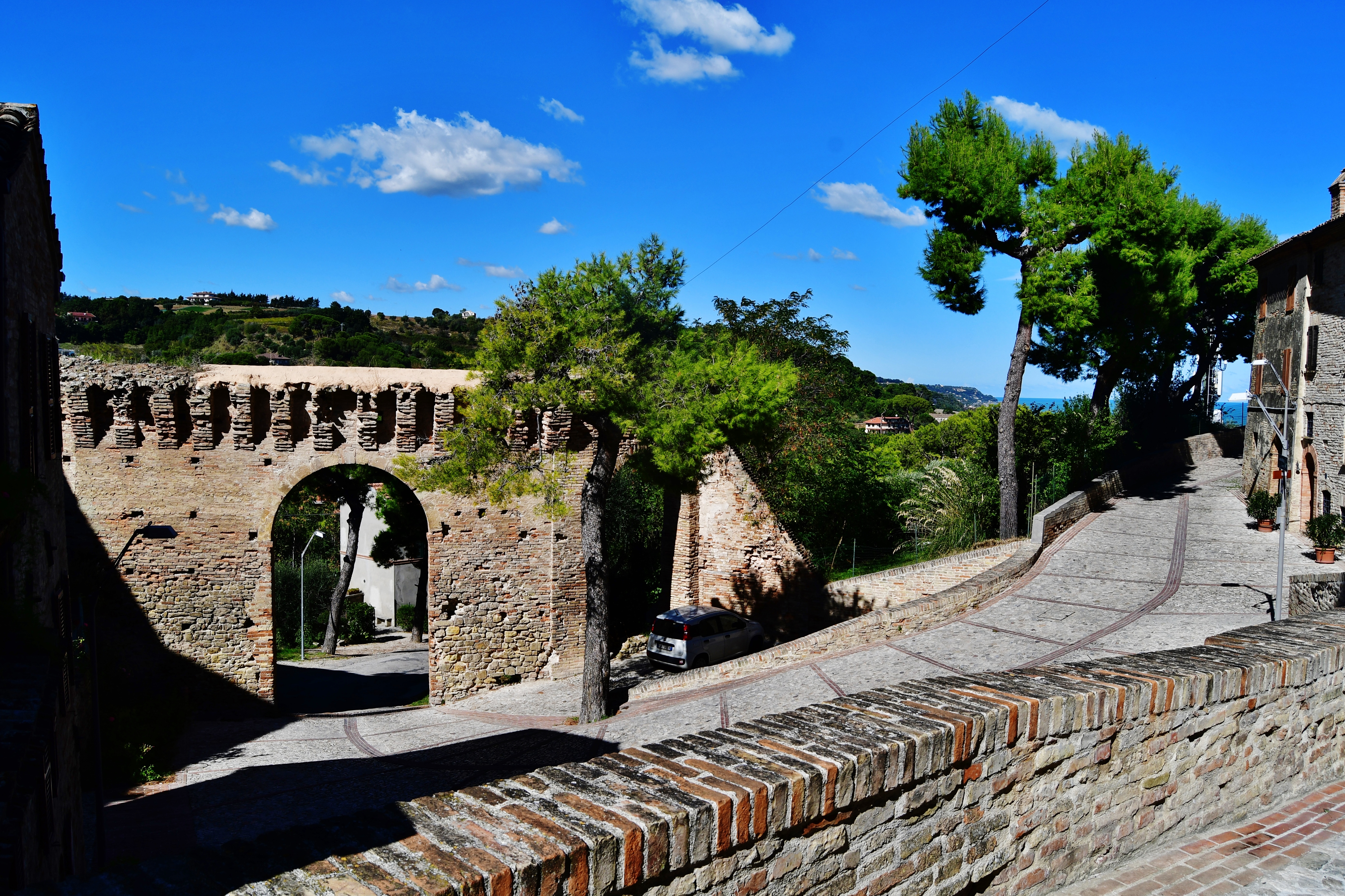 Porta Maggiore a Marano di Cupra Marittima