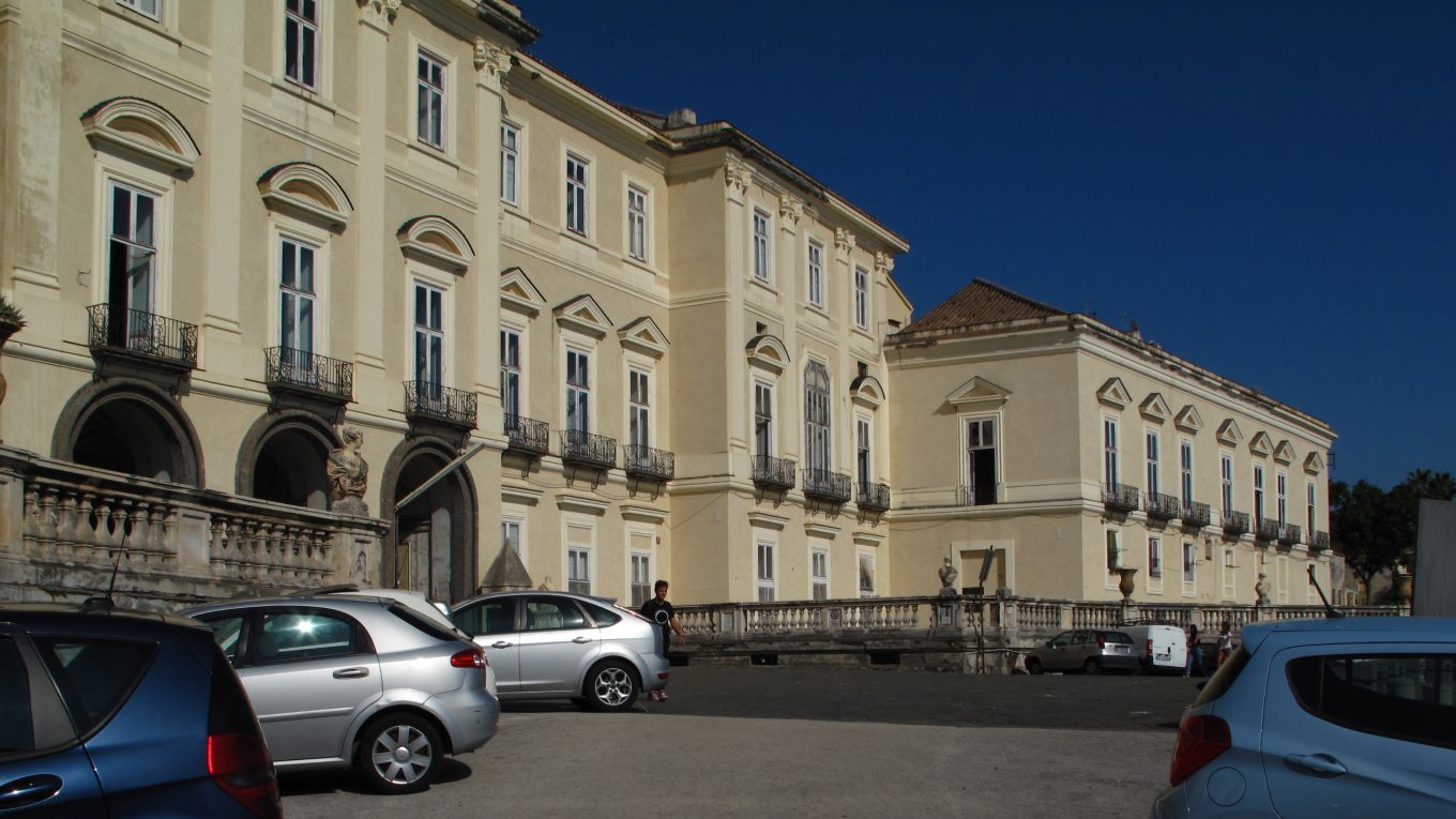 Palazzo Reale di Portici, facciata esterna