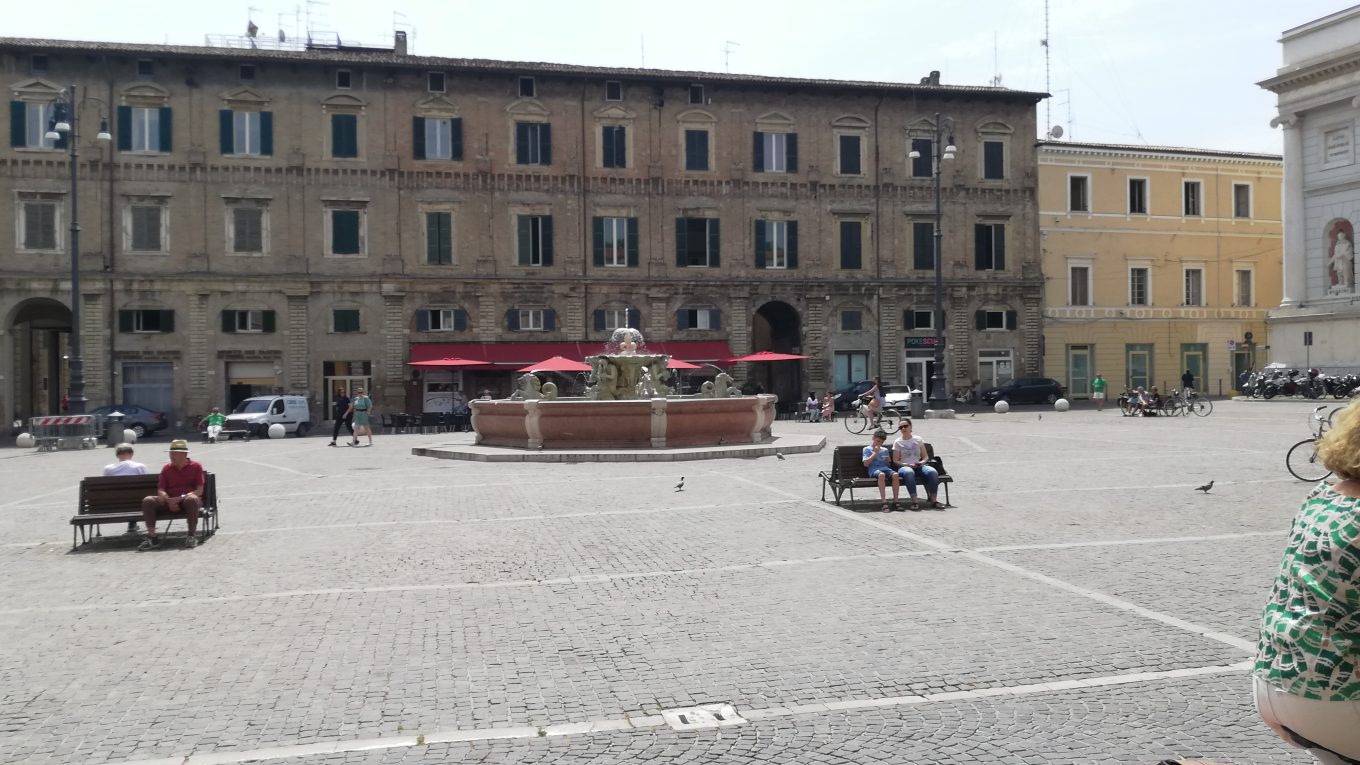 Piazza del Popolo a Pesaro
