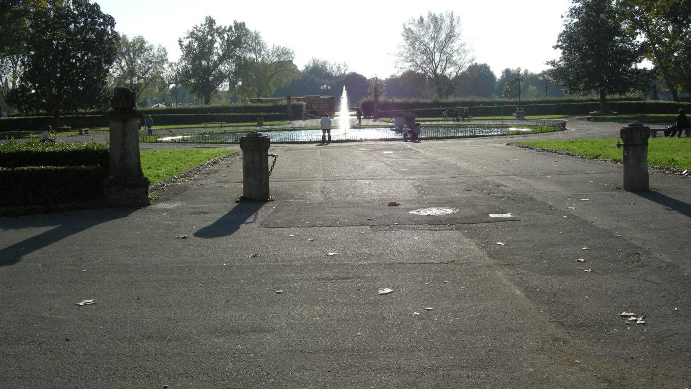 Piazzale Kennedy nel Parco delle Cascine a Firenze