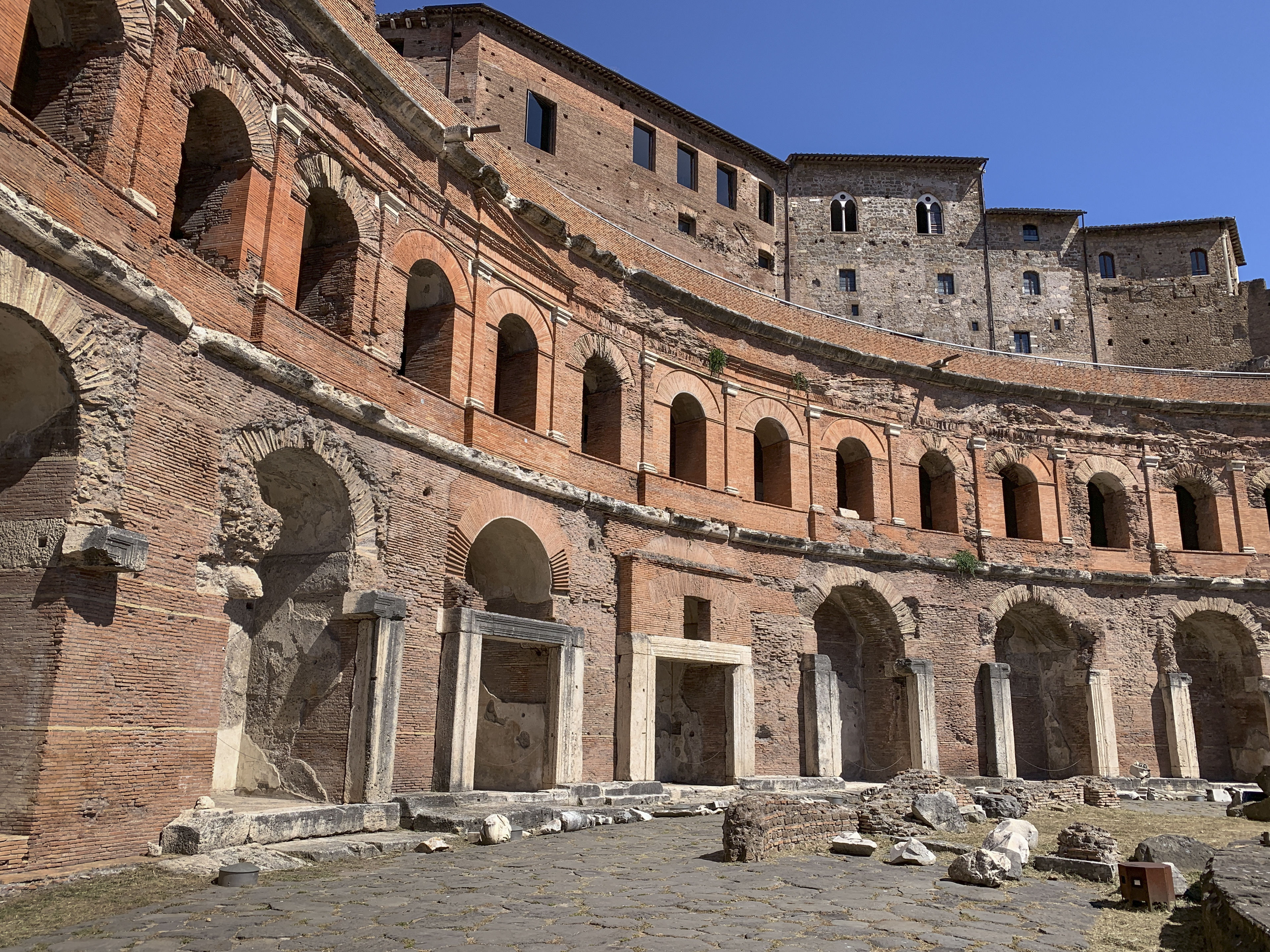 Veduta dei Mercati di Traiano a Roma