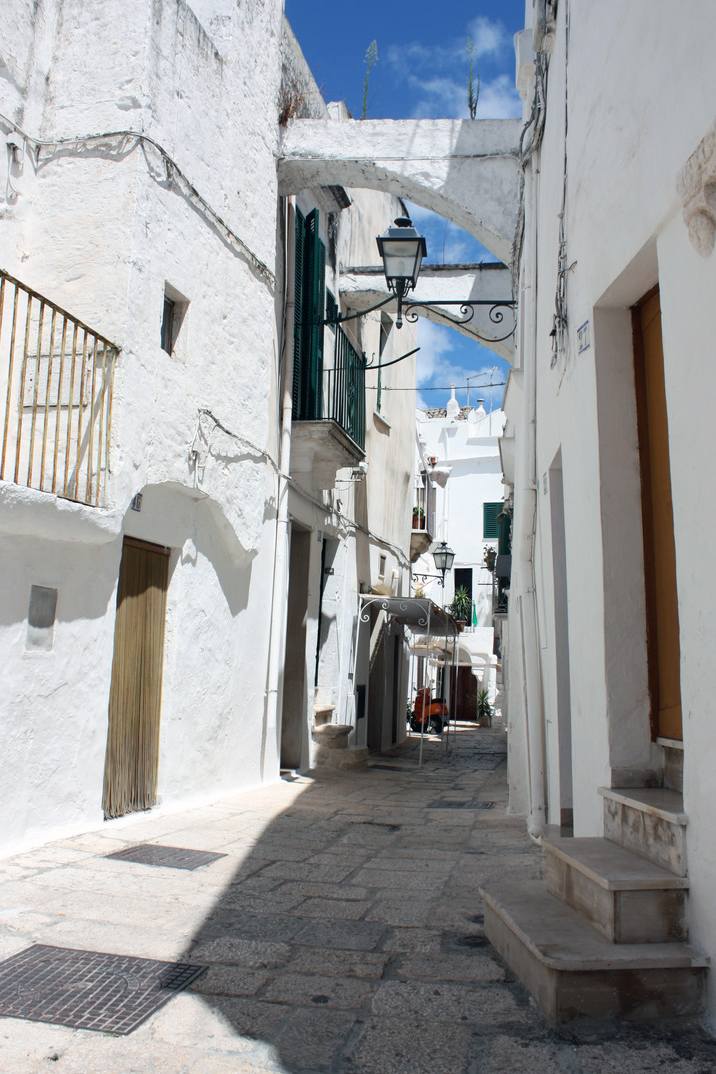 Vicolo del centro storico di Cisternino