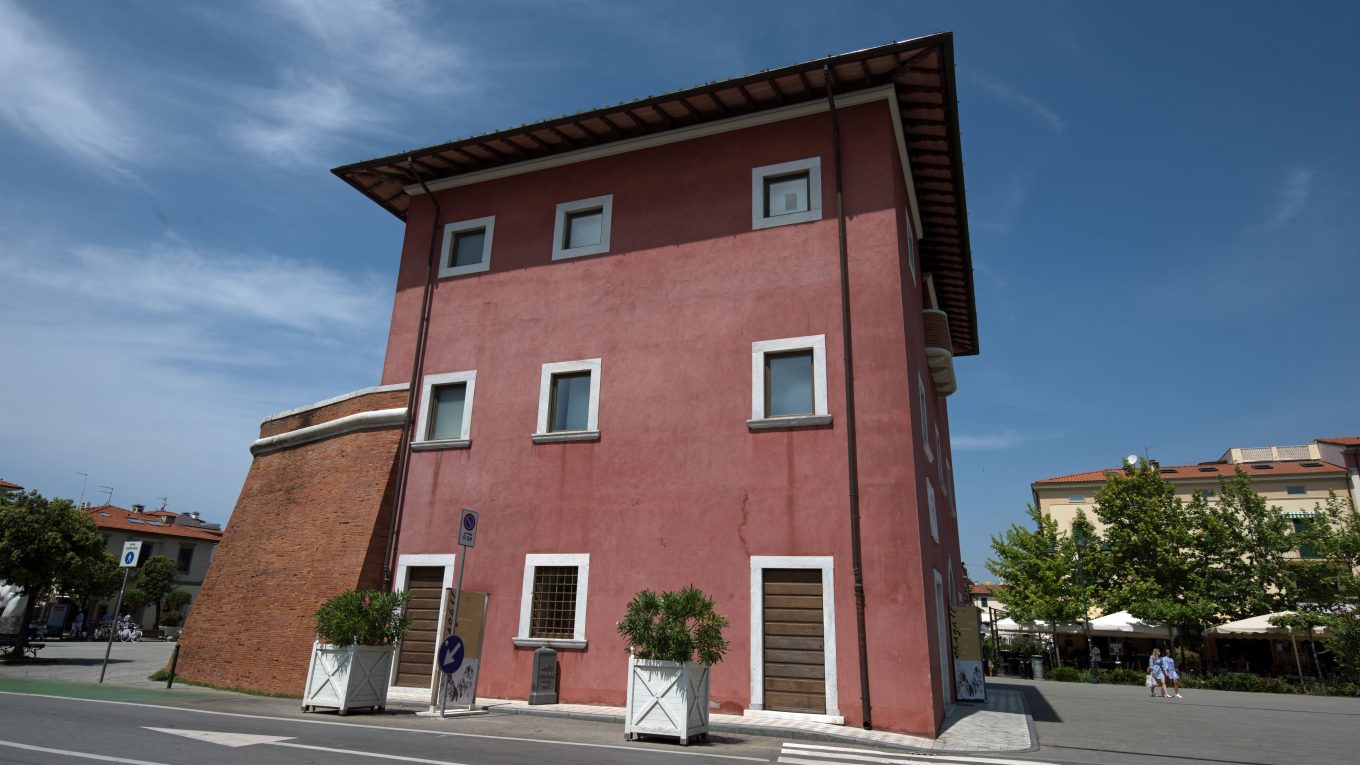 Forte Lorenese nel centro di Forte dei Marmi