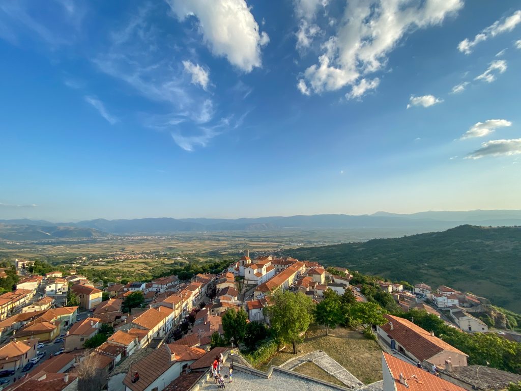 Borgo di Aielli visto dalla Torre delle Stelle