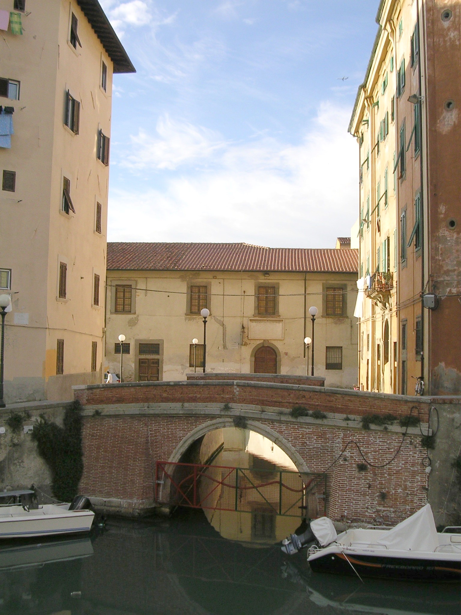 Bottini dell Olio nel quartiere Venezia Nuova a Livorno