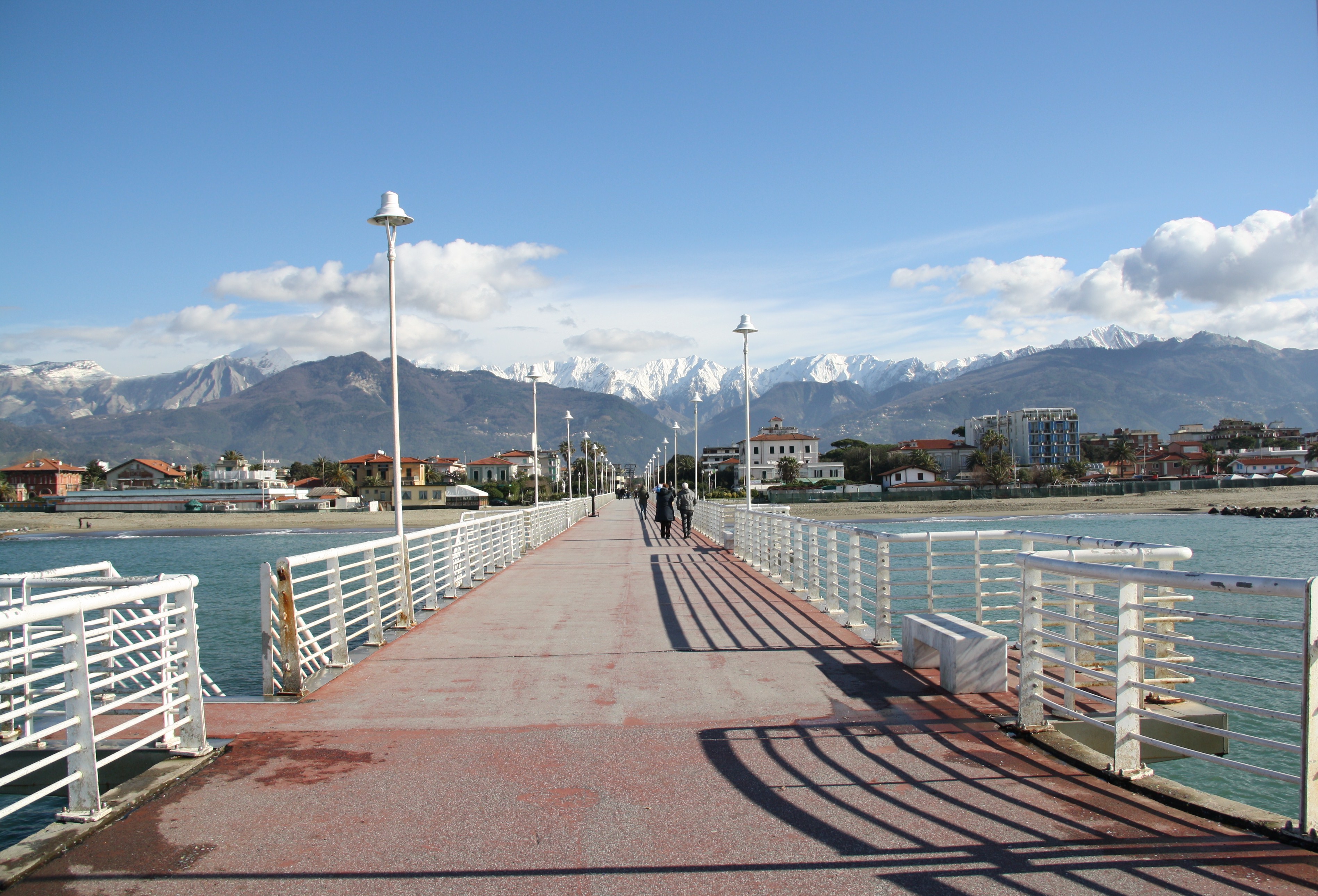 Pontile di Marina di Massa