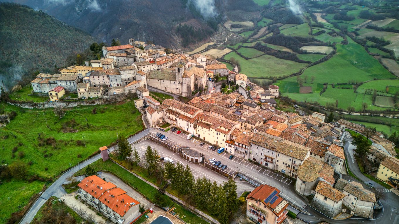 Monteleone di Spoleto, borgo umbro in Valnerina