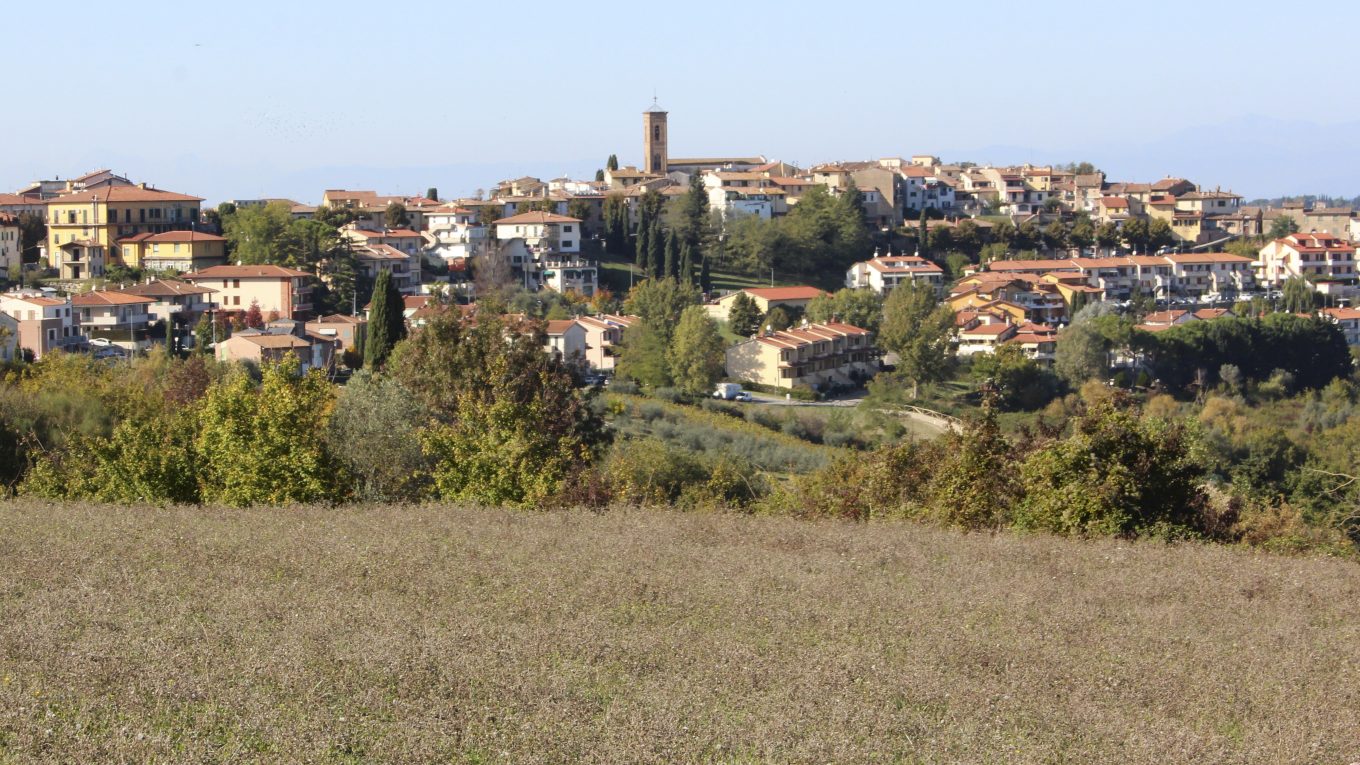 Panorama di Montespertoli in Toscana