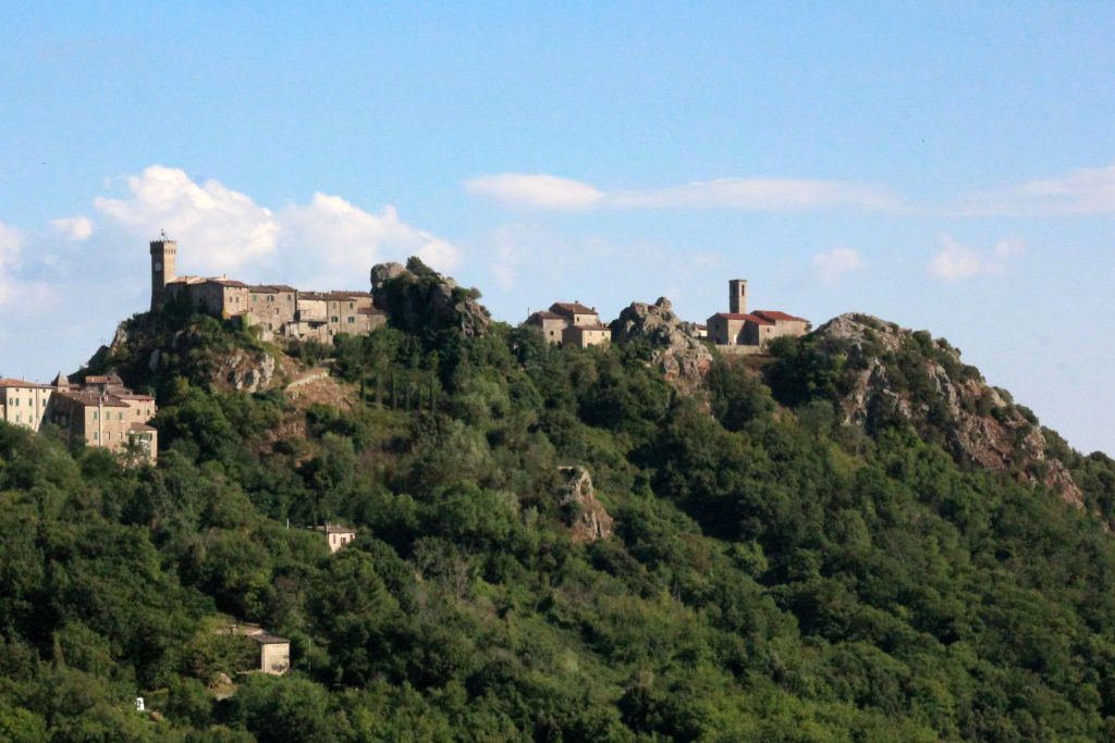 Panorama di Roccatederighi in Toscana
