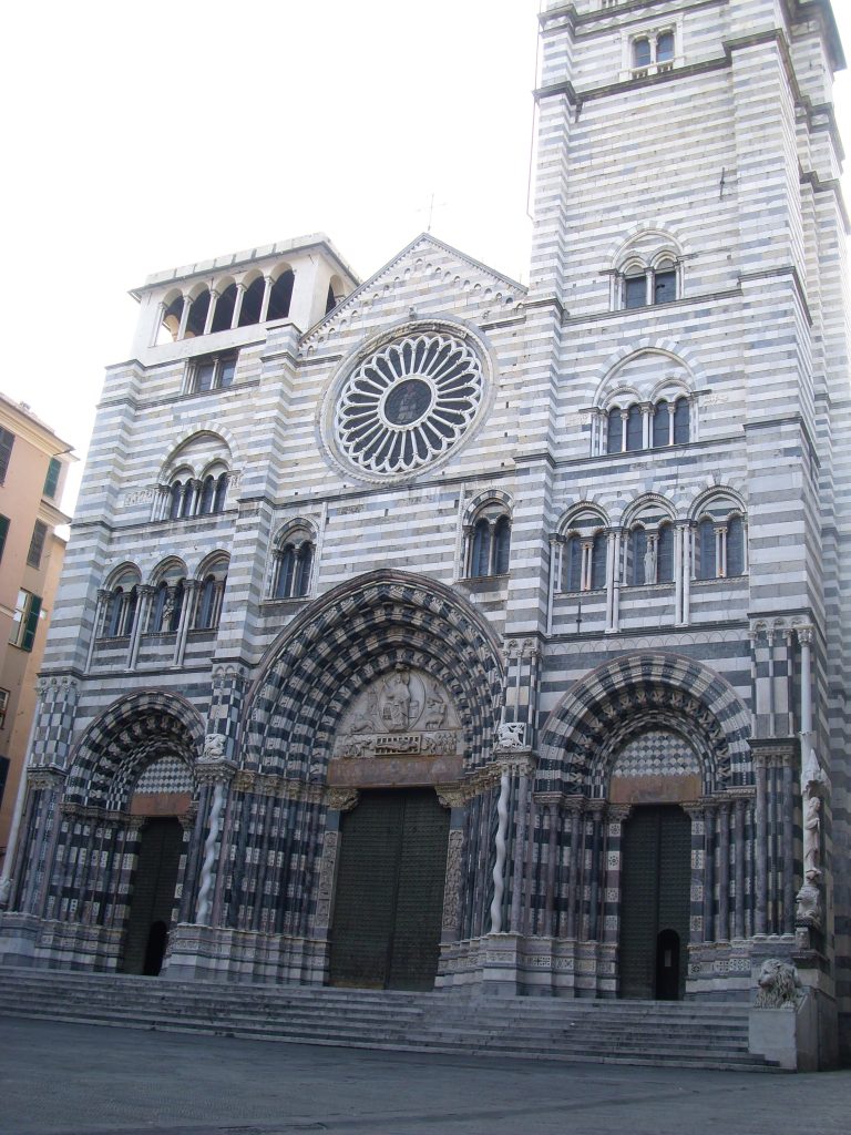 Facciata della Cattedrale di San Lorenzo a Genova