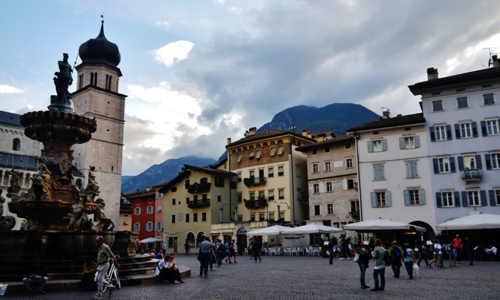 Piazza del Duomo a Trento