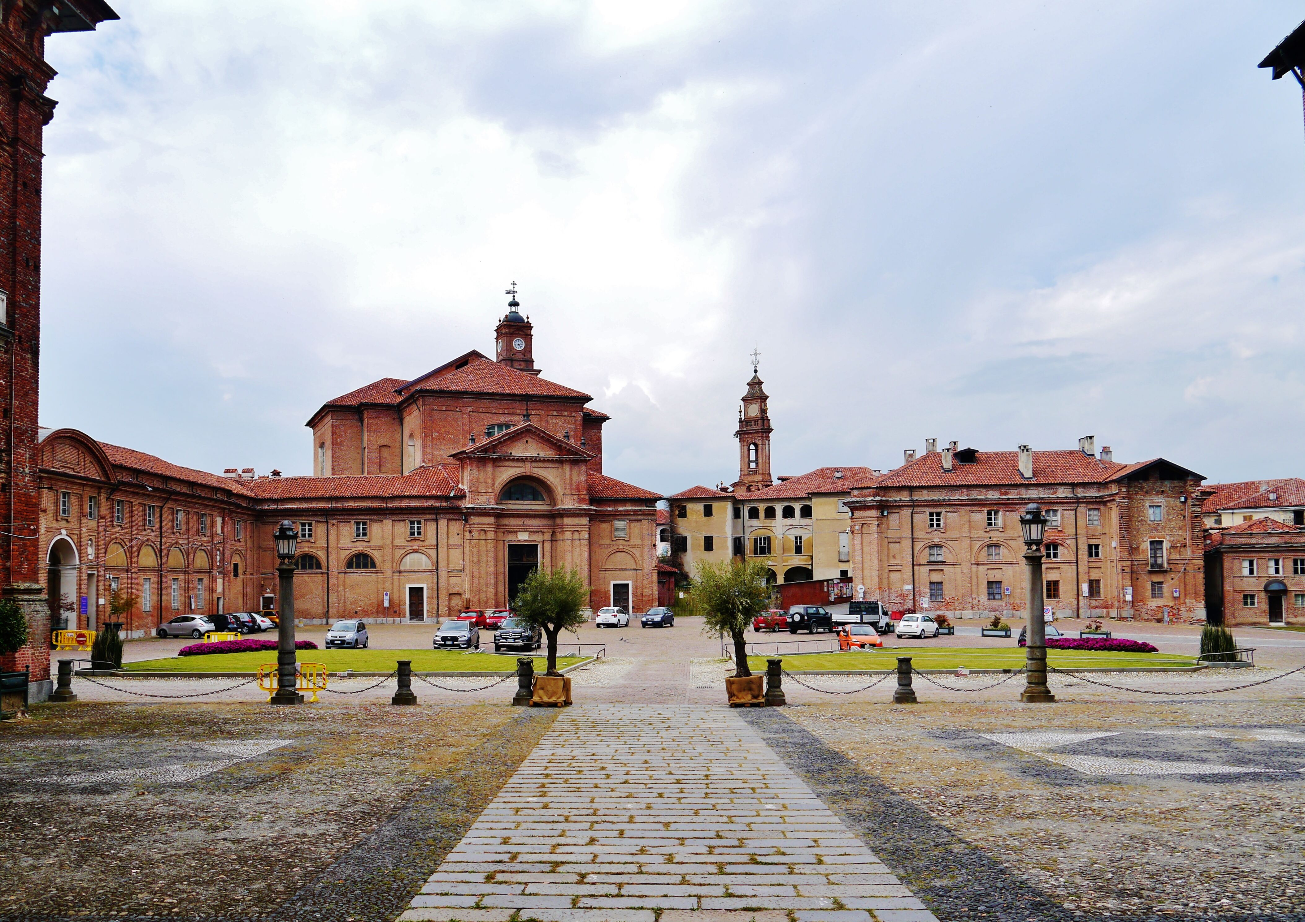 Piazza Castello ad Agliè nel Canavese