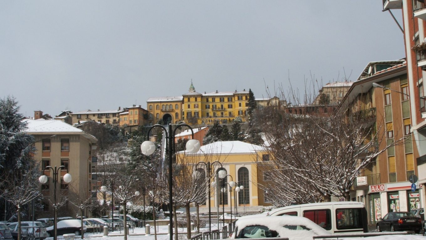 Biella Piazzo visto da piazza Curiel