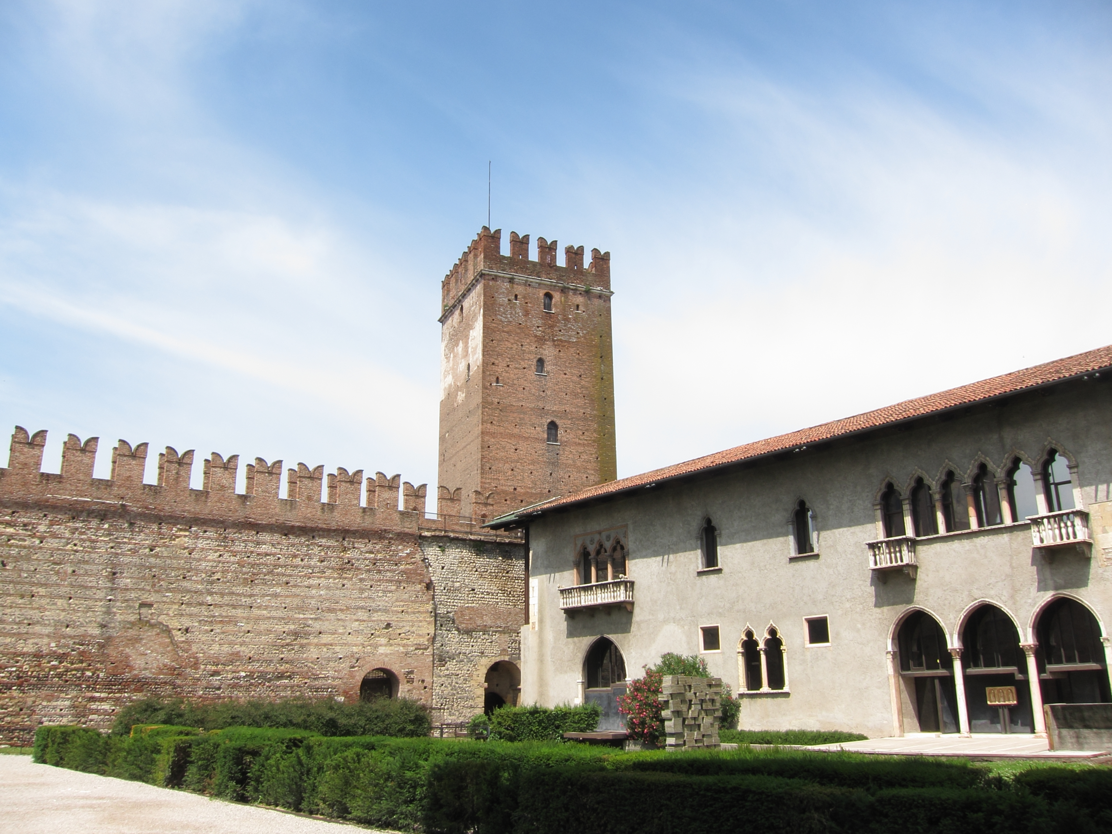 Vista esterna di Castelvecchio a Verona