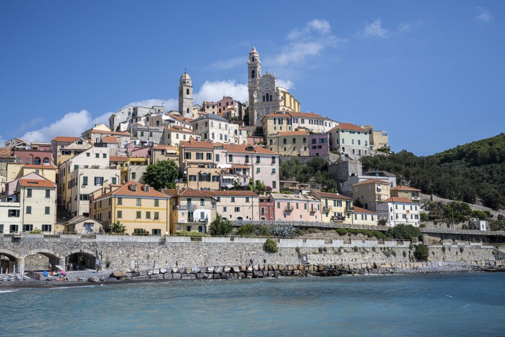 Borgo di Cervo in Liguria
