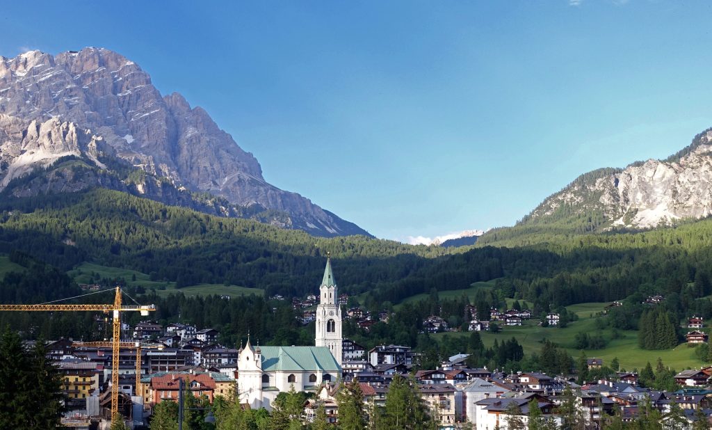 Cortina d’Ampezzo vista al tramonto