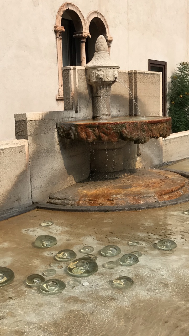 Fontana nel complesso di Castelvecchio a Verona