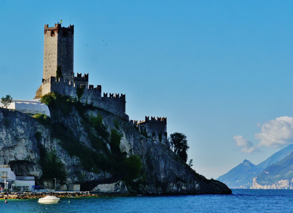 Castello Scaligero di Malcesine visto dal borgo
