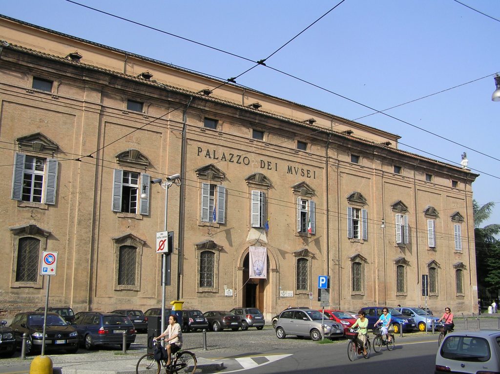 Palazzo dei Musei a Modena