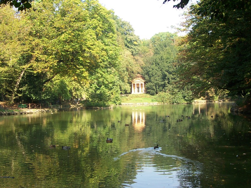 Laghetto nei giardini della Villa Reale di Monza