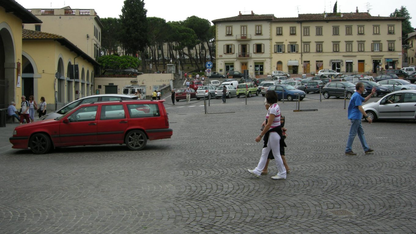 Piazza Buondelmonti a Impruneta