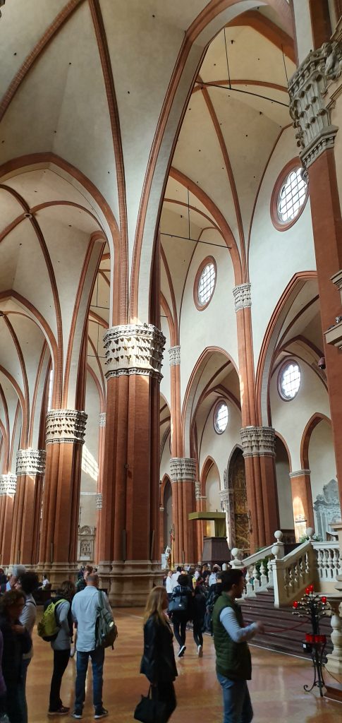 Interno della Basilica di San Petronio a Bologna