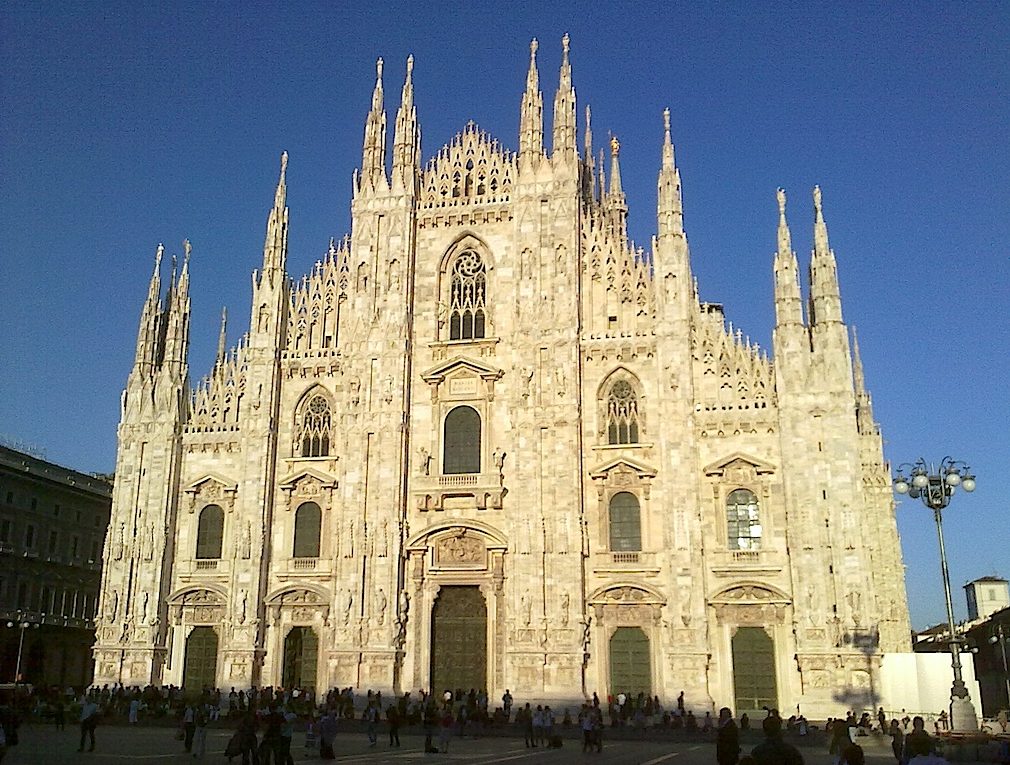 Duomo di Milano al tramonto