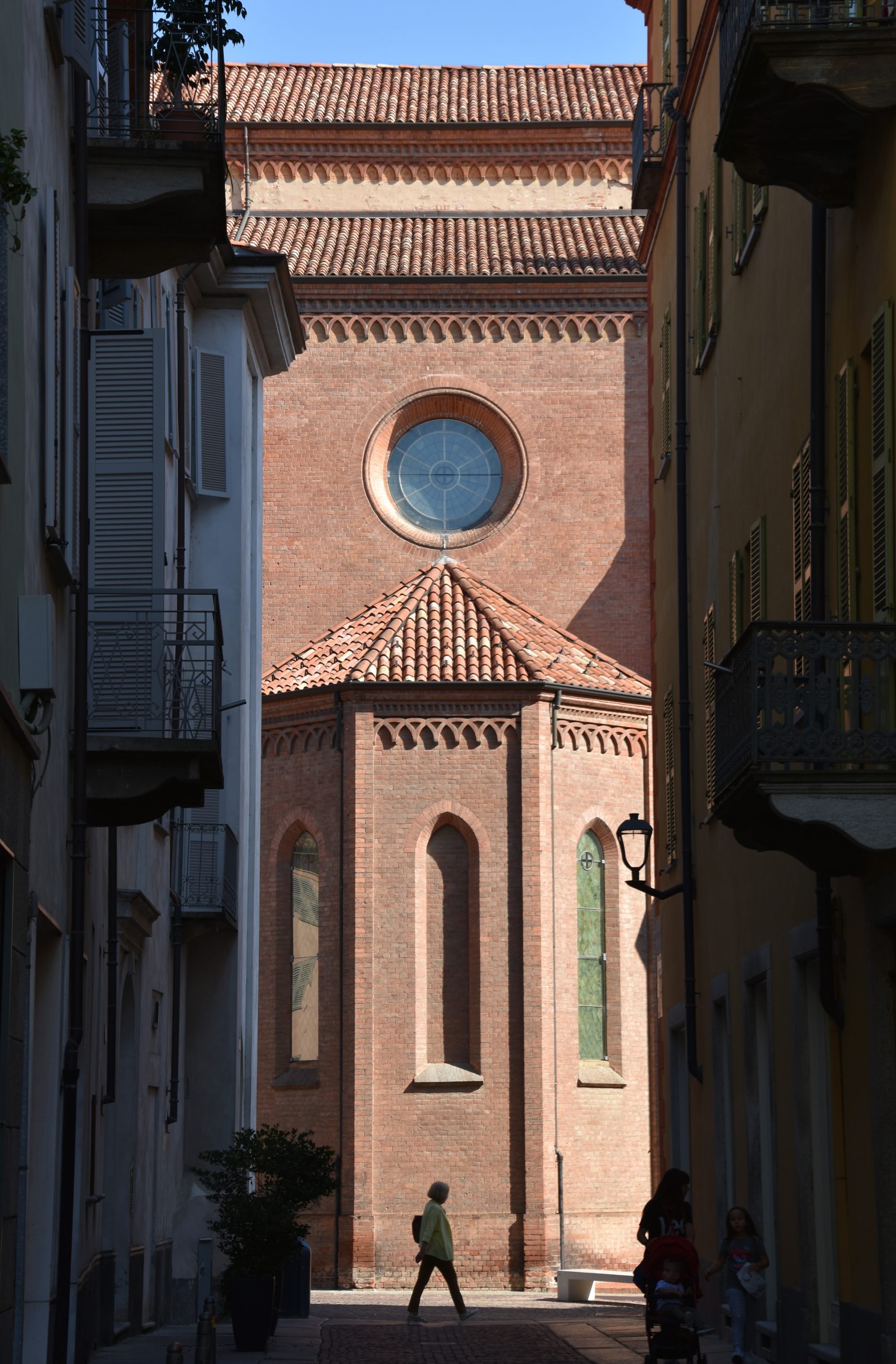 Duomo di Alba nel centro storico