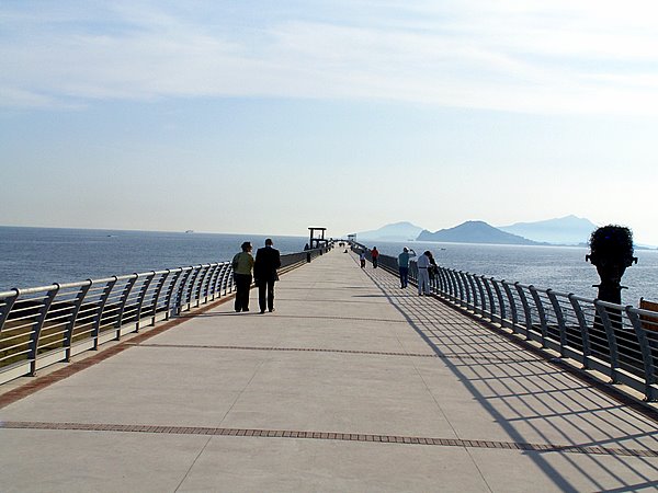 Pontile di Bagnoli a Napoli