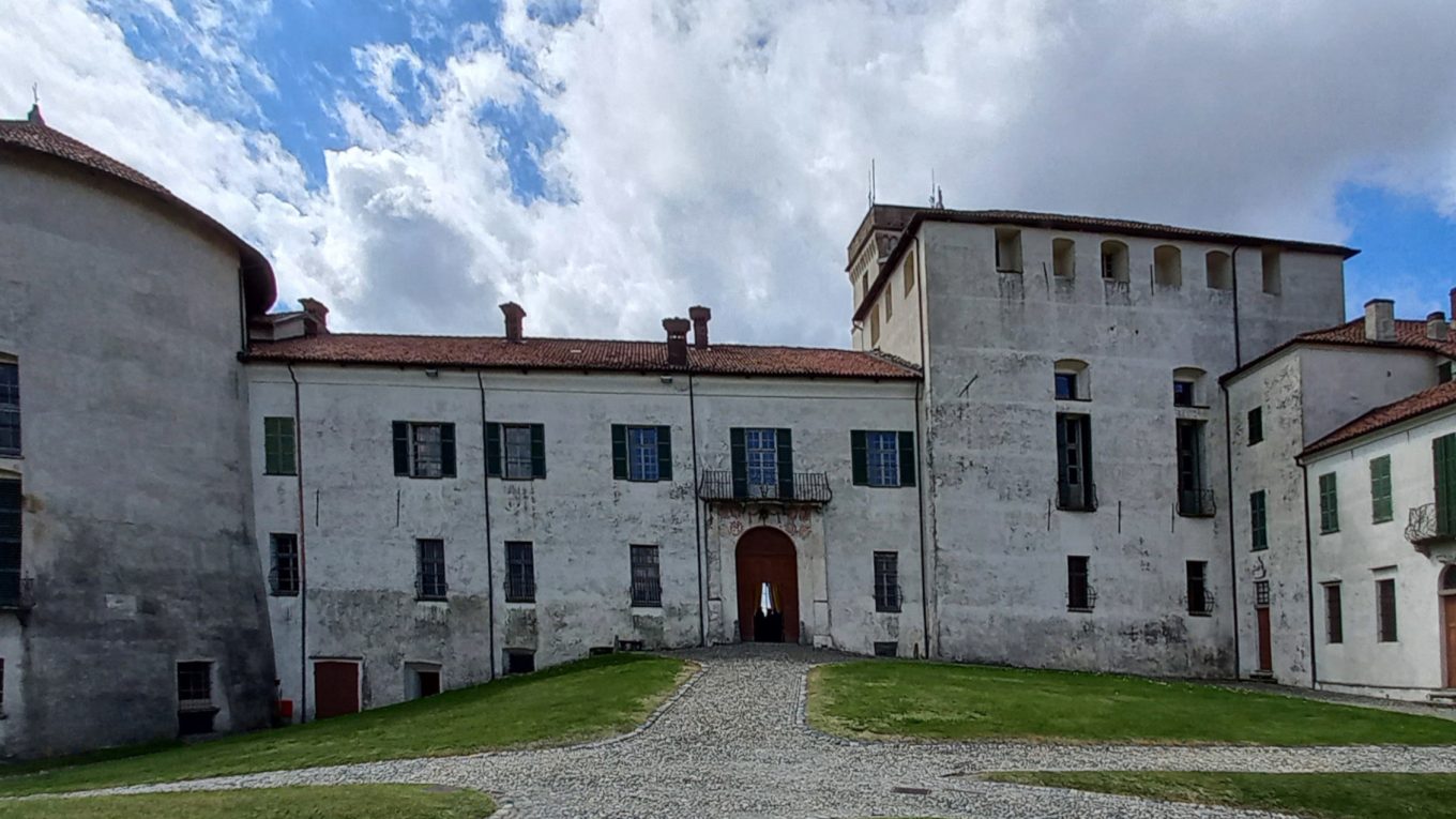 Castello di Masino a Caravino