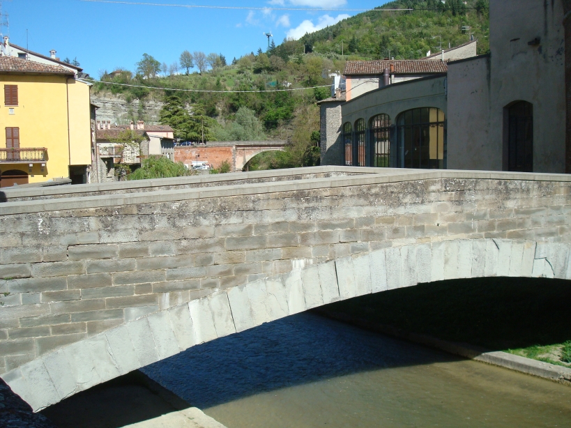Ponte in pietra e Tribuna di Modigliana