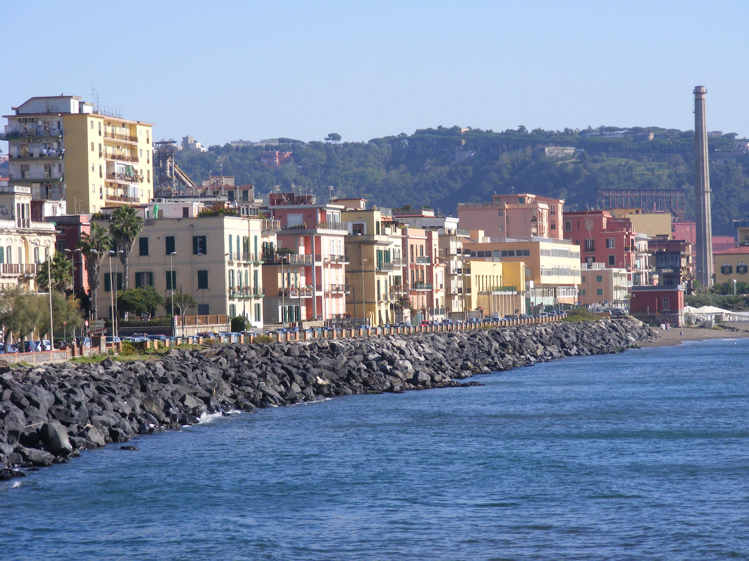 Lungomare di Bagnoli a Napoli