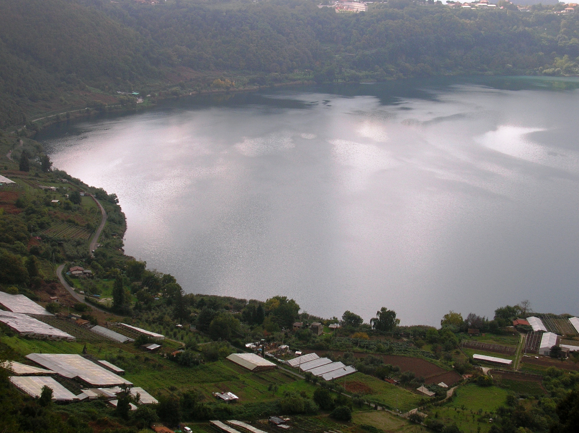 Lago di Nemi dalla zona del borgo