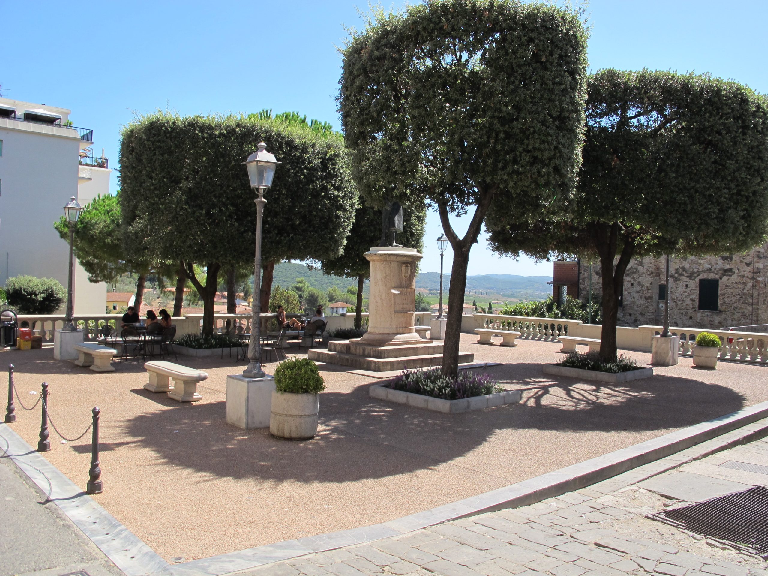 Piazza Vittorio Veneto a Suvereto