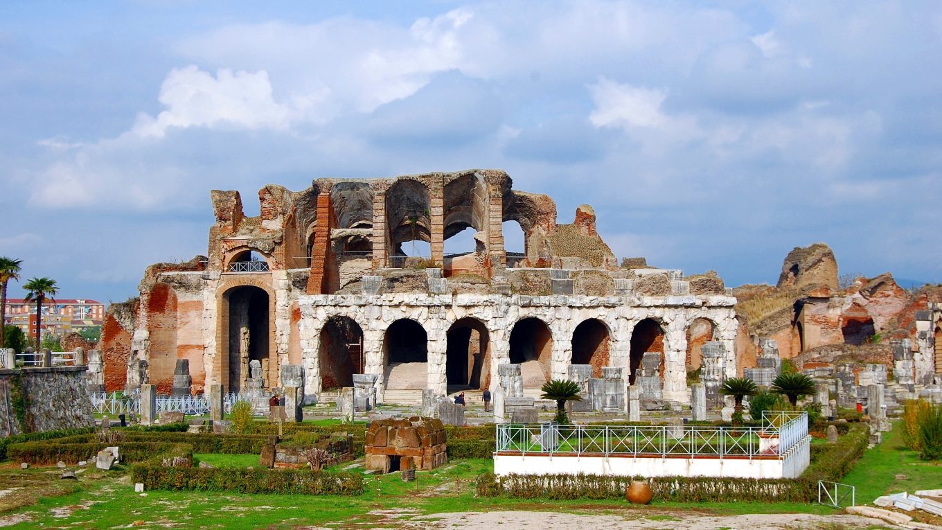 Esterno dell Anfiteatro Campano a Santa Maria Capua Vetere