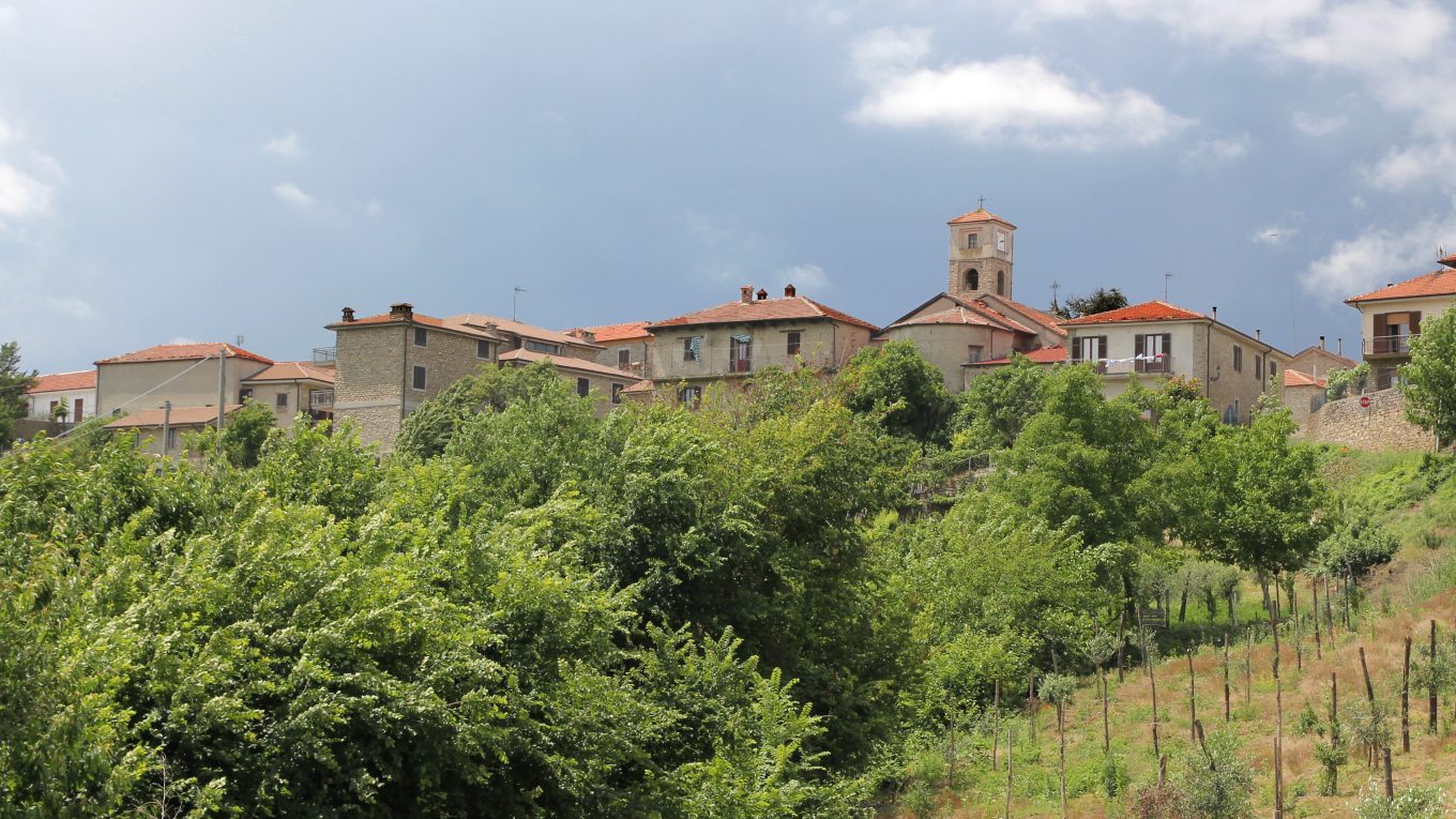 Panorama di Bergolo in Piemonte