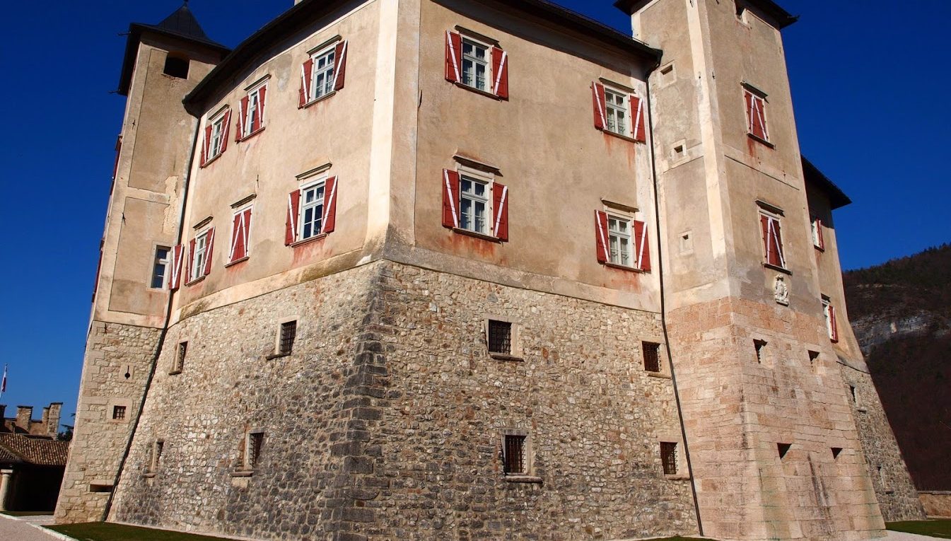 Castel Thun in Val di Non